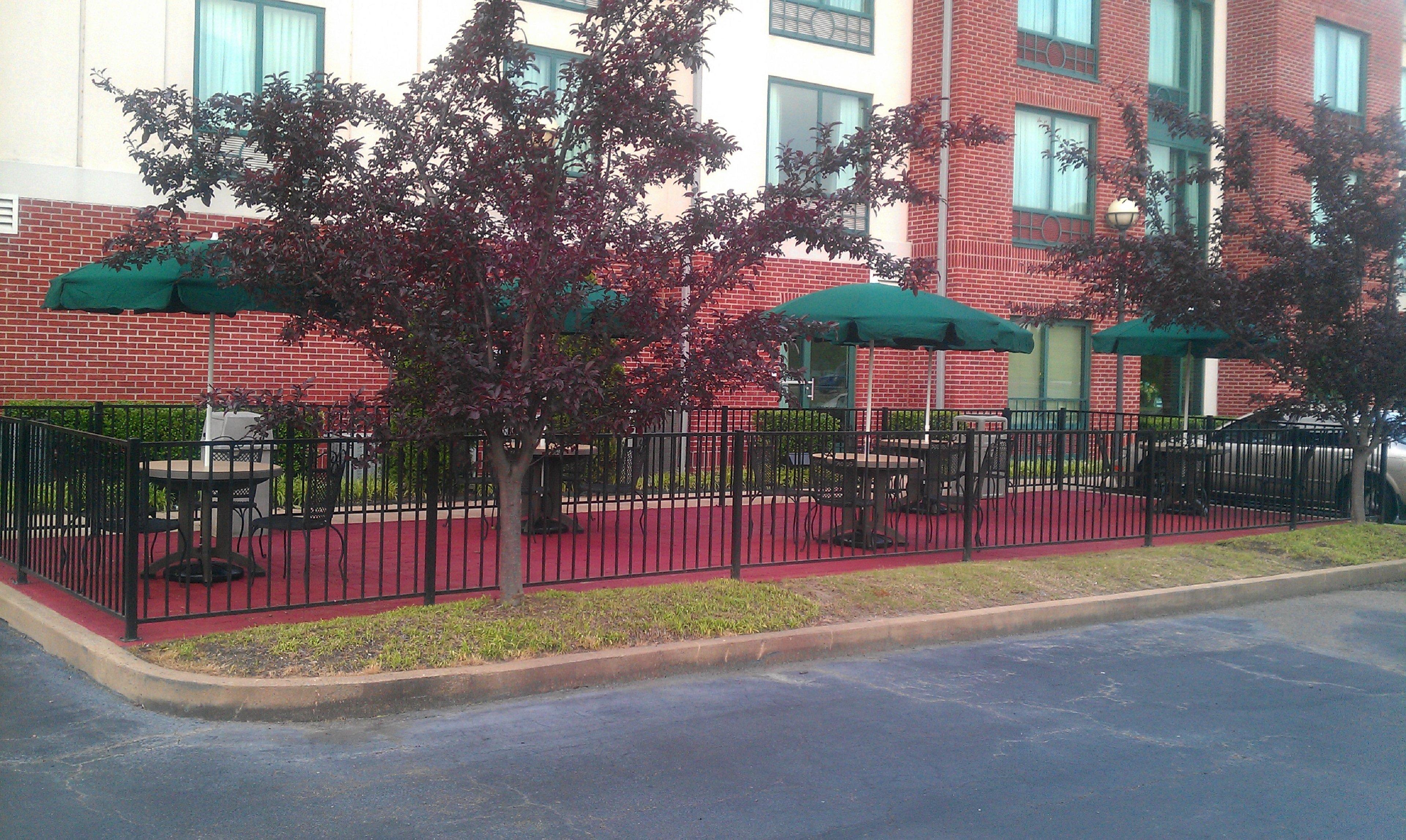 Holiday Inn Express Hotel & Suites Memphis Southwind By Ihg Exterior foto